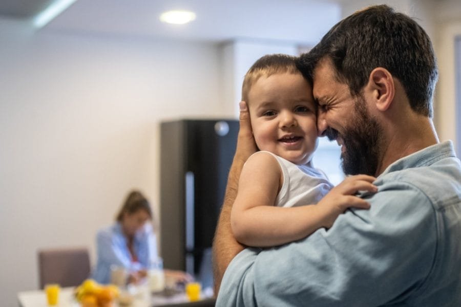 Artículo milenio licencias de paternidad